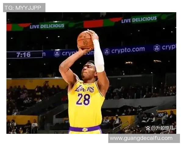 湖人对热火第一场比赛各球员表现数据全面分析与总结