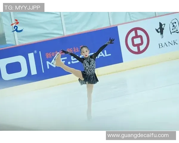 北京市大众冰雪运动花样滑冰竞赛举办 280选手参赛